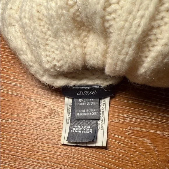 Aerie beanie - Picture 2 of 3